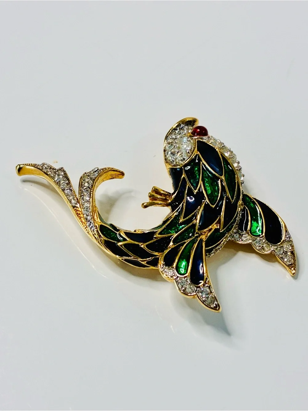 VTG Gold-Tone Green & Blue Enamel Fish Brooch with Clear Crystal Accents EUC